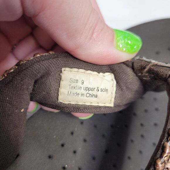 VOLATILE Y2K brown raffia island platform wedge flip flop sandals 9 - Picture 4 of 9